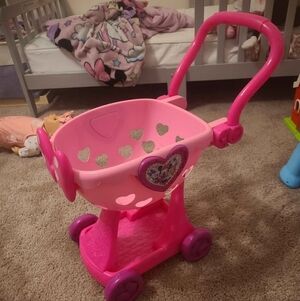 Monnie Mouse Shopping Cart